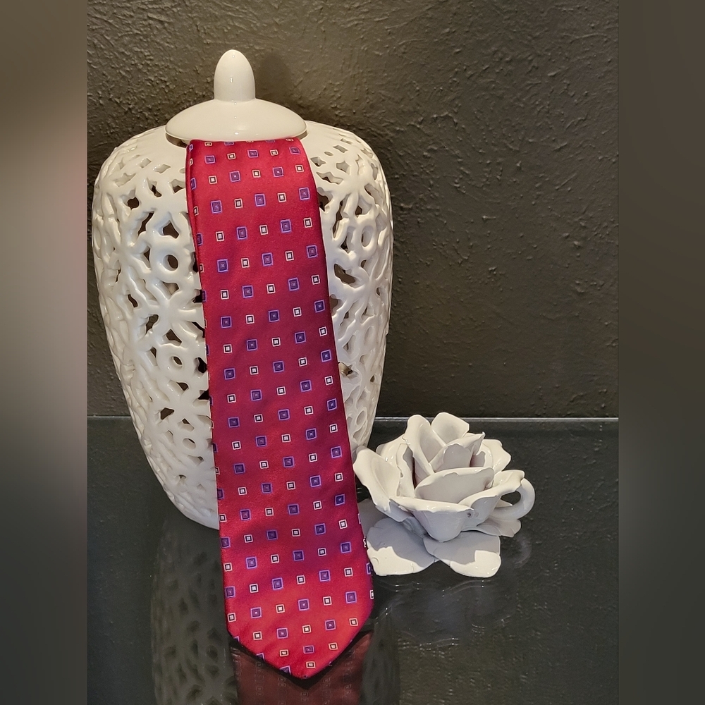 Nicky Milan Handmade Red Silk Tie - Picture 2 of 7